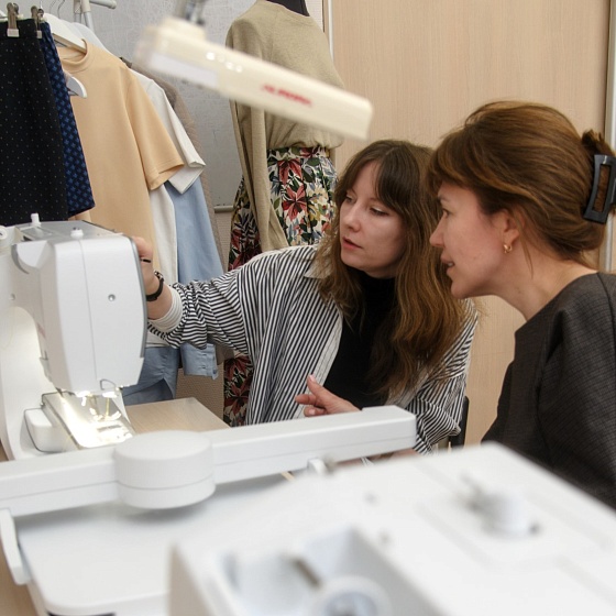 Индивидуальное занятие по работе на вышивальной машине