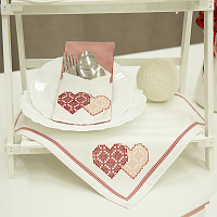 Мастер-класс «Комплект салфеток с вышивкой»