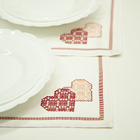 Мастер-класс «Комплект салфеток с вышивкой»